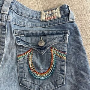 True Religion Size 30 Knee Length Embroidered Rainbow Shorts